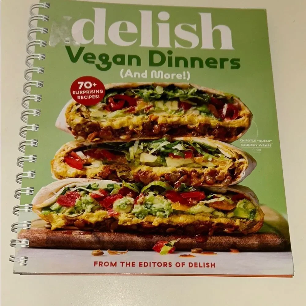 Vegan Dinners Cookbook - Green Cover 2021